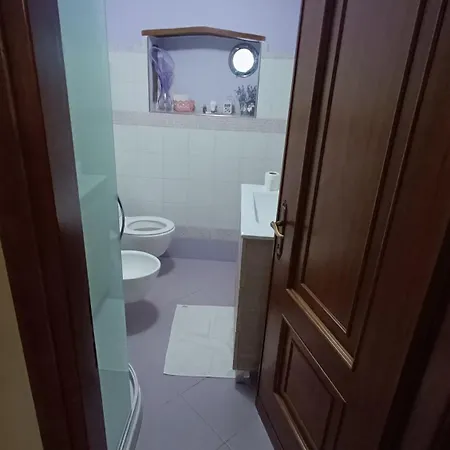 Sopra_lavia Stazione_la Spezia_cinque Terre בית נופש